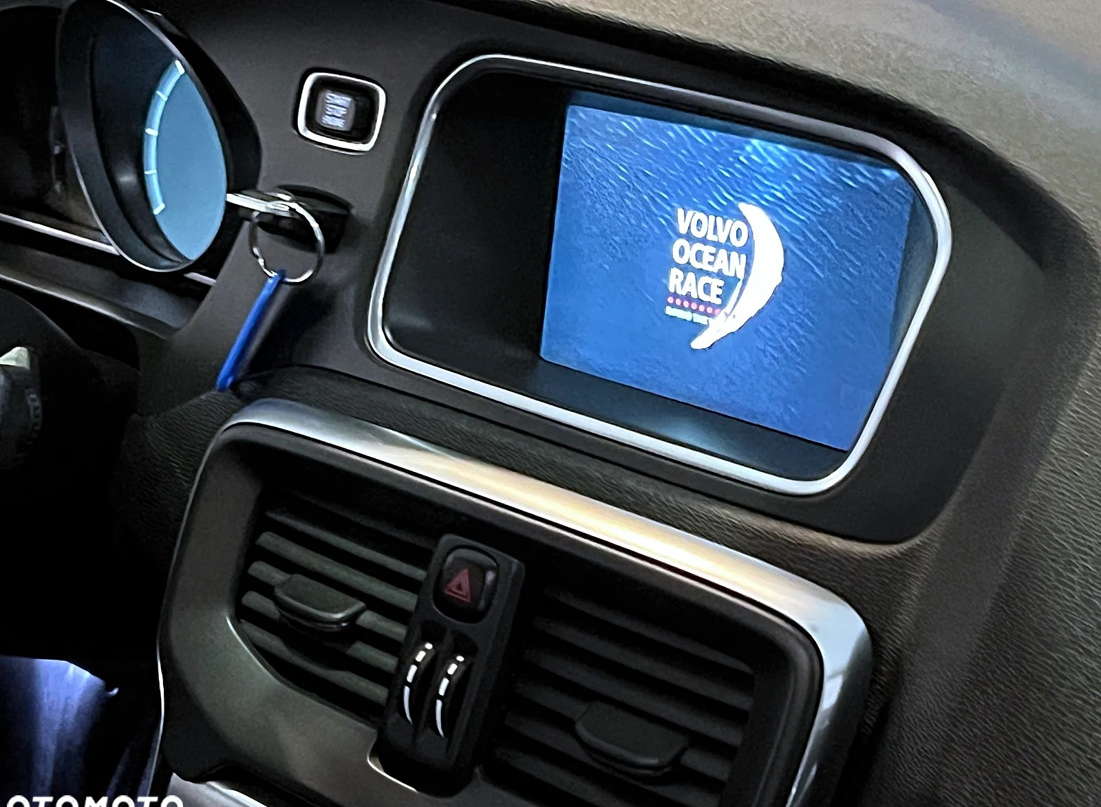 Volvo V40 cena 65000 przebieg: 186000, rok produkcji 2015 z Kazimierza Wielka małe 277